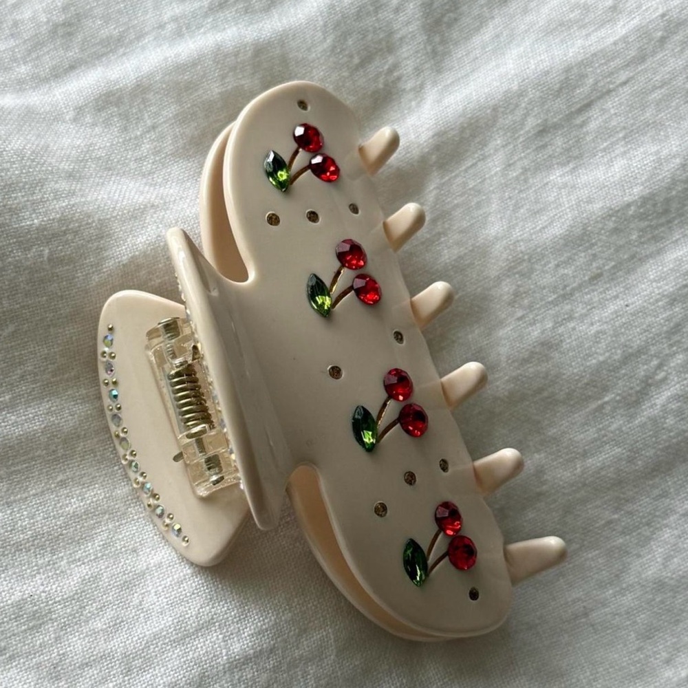 EMI JAY sweetheart Clip in cherry pie with Red and Green crystal design